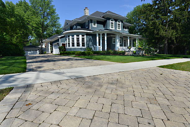 Best Driveway Paving Contractor  in Lwa, CA